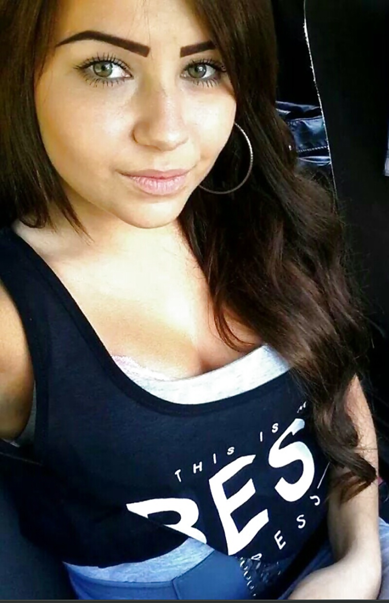 萌え萌え
 #32597108