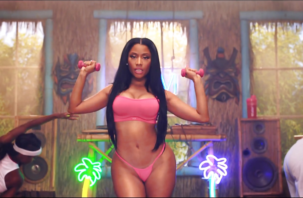 Sexy Nouvelle Vidéo De Musique Nicki Minaj (cock Allumeuse) #32900710