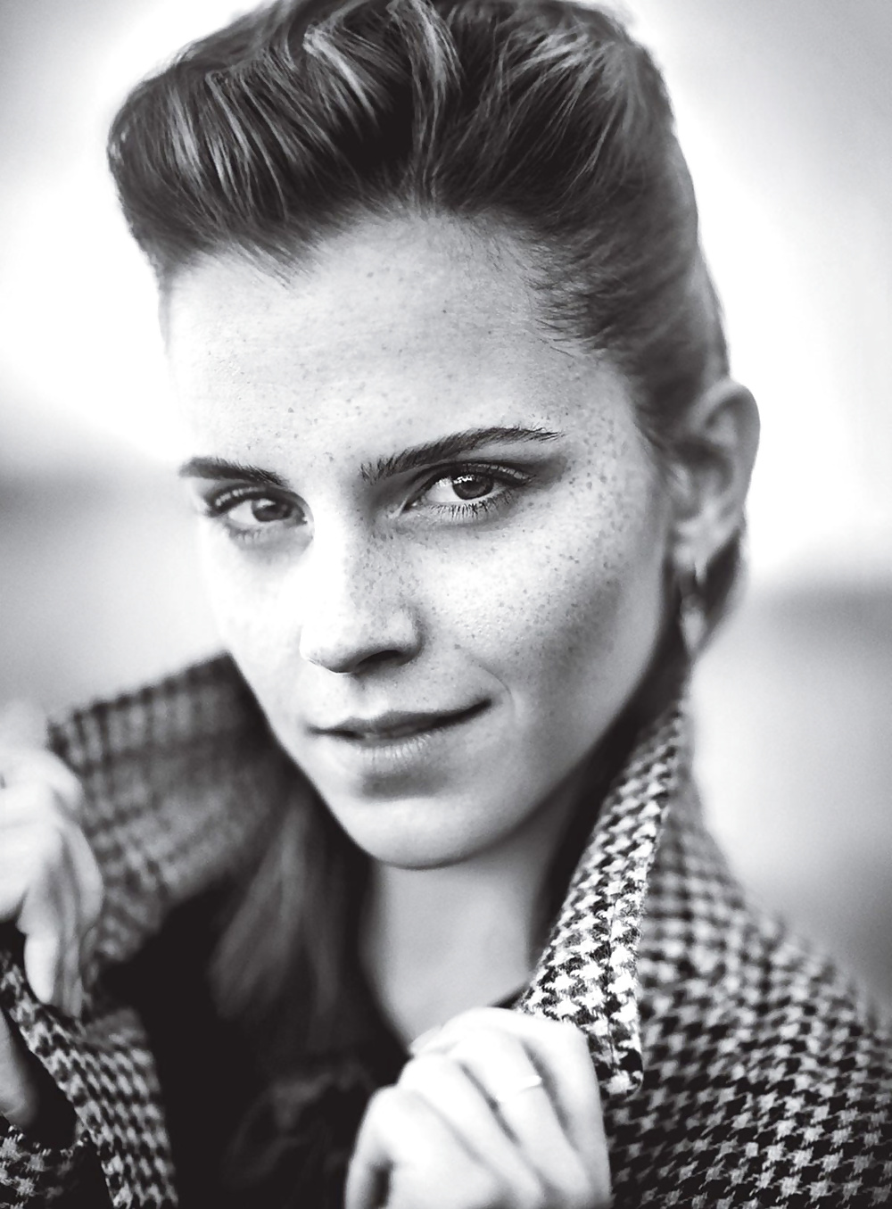 Emma Watson Freckles - Teen Vogue August 2013 #29434614