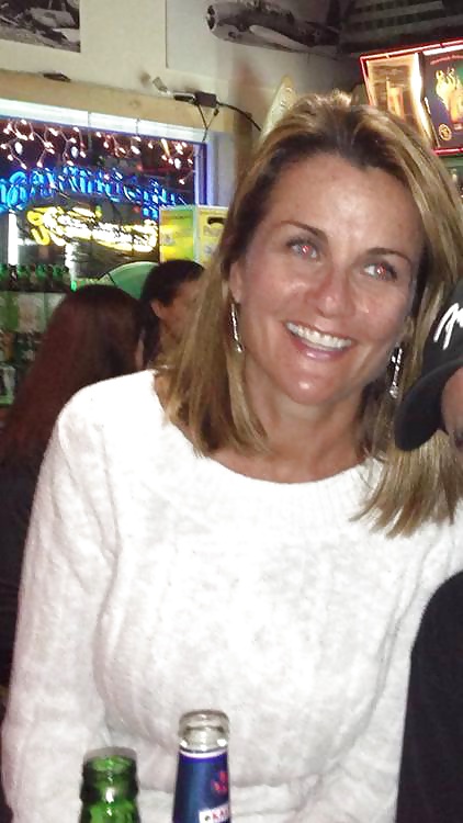 Kathy and pals hooking up 2