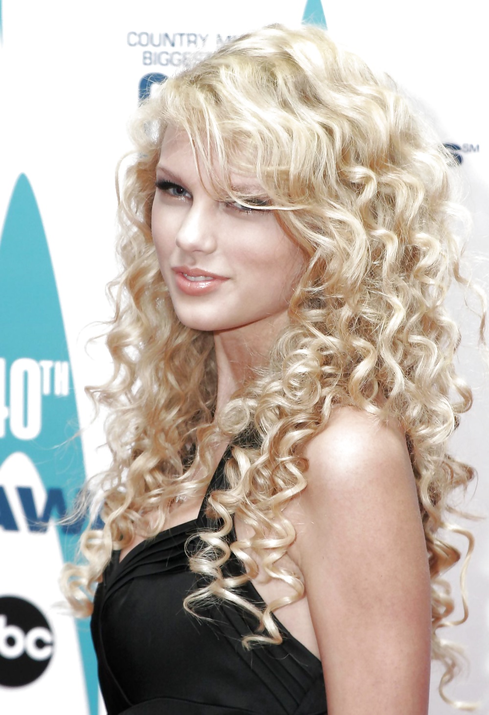 Taylor swift
 #31299839