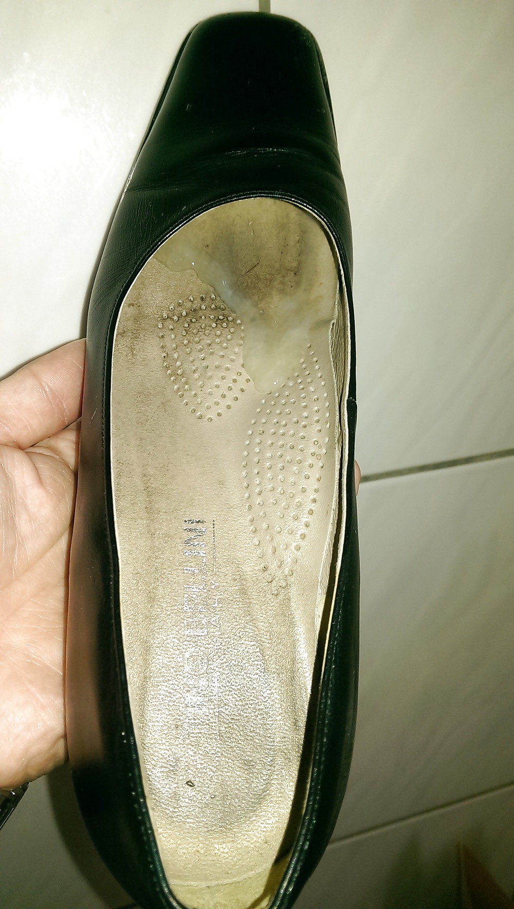 Borrowed supervisor's heel from office #40336790