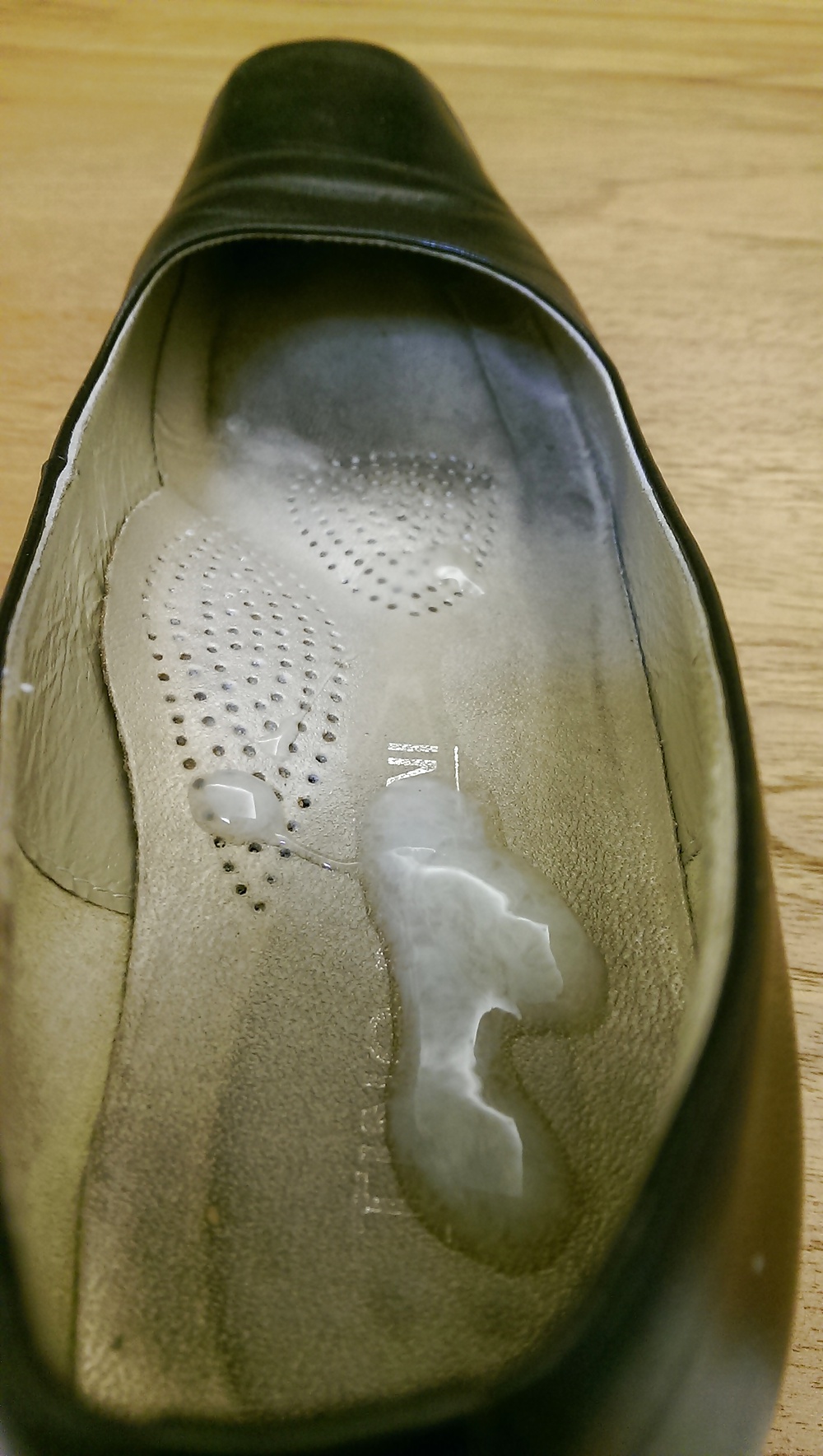 Borrowed supervisor's heel from office #40336863