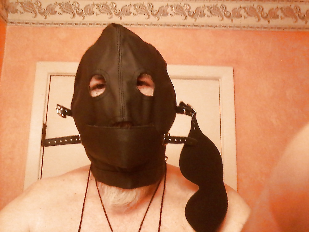 Maskierten Cbt Slave #32198579