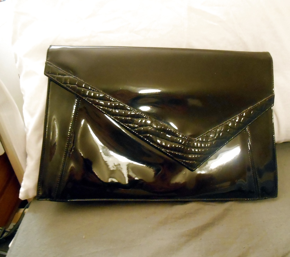 More sex with Vintage shiny handbags: #38942817