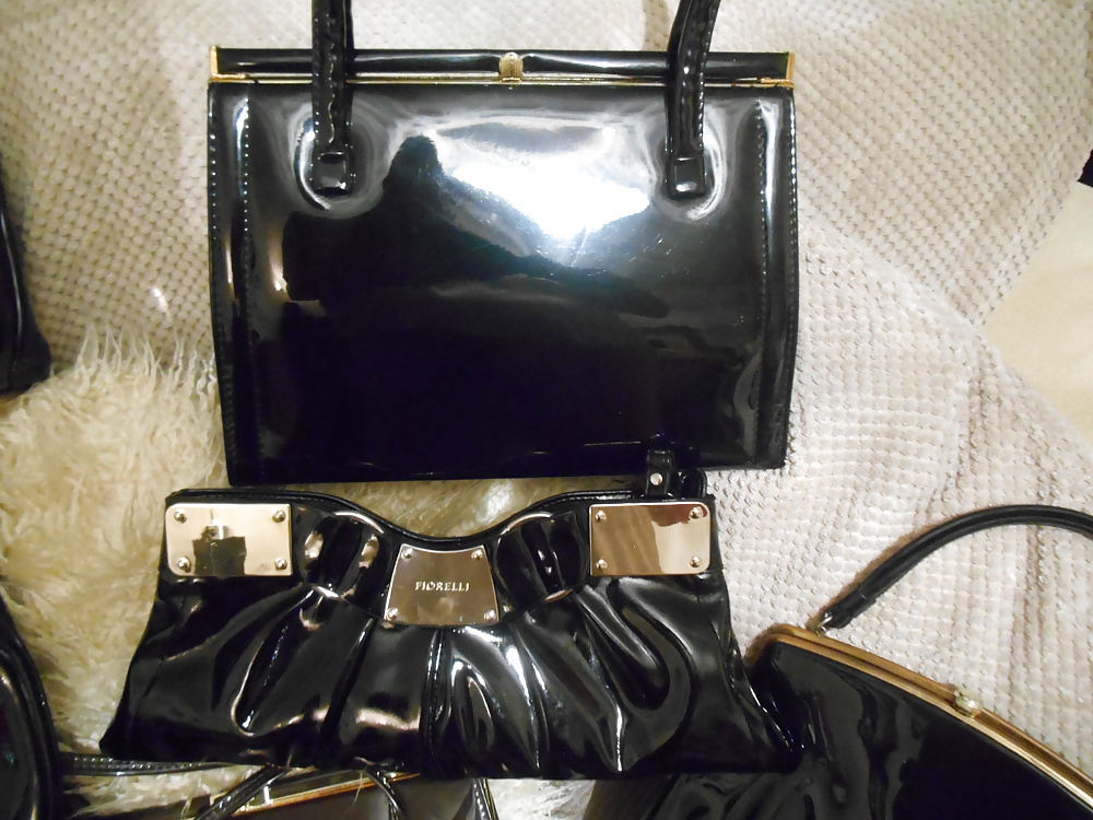 More sex with Vintage shiny handbags: #38942827