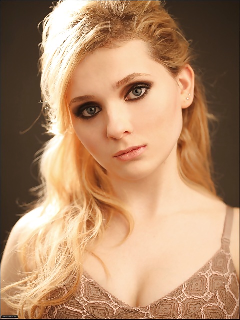 Abigail Breslin #38905947