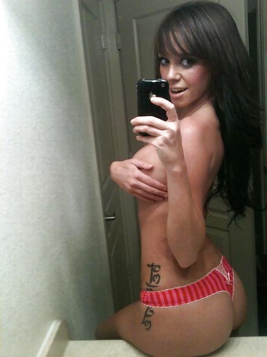 Hot girls taking pictures of themselves (NON-Porn) #28936650