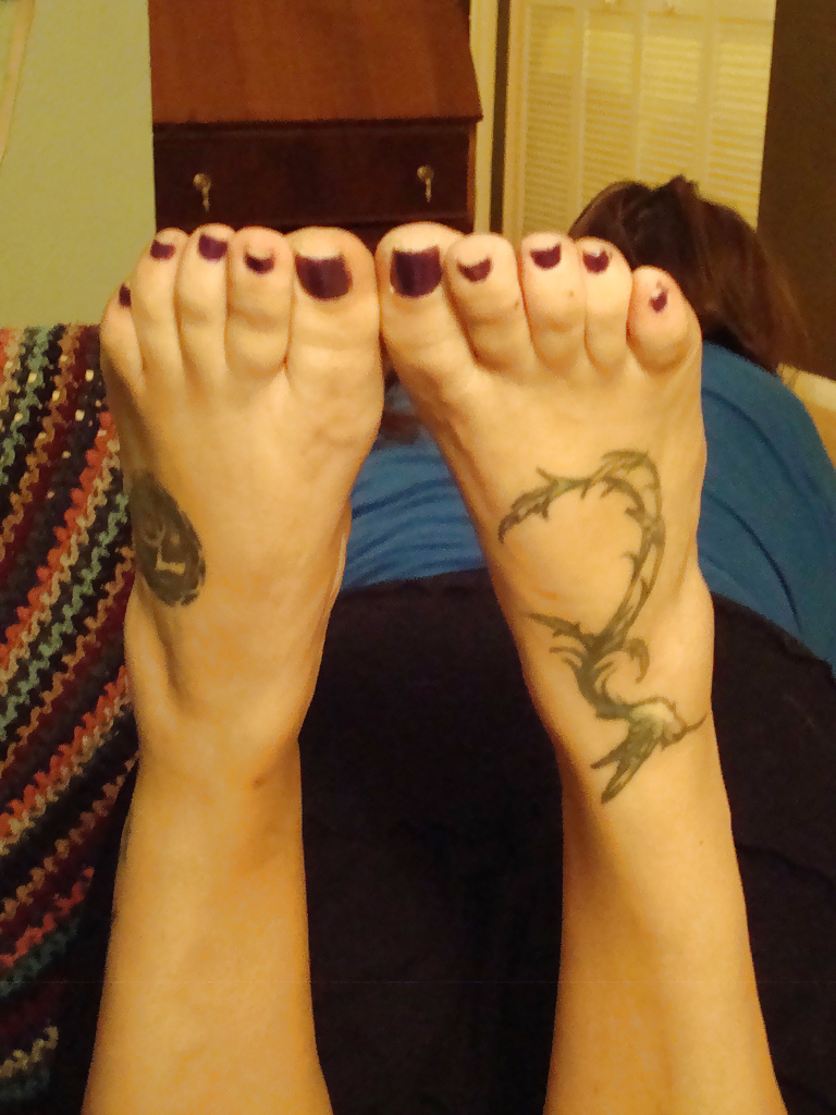 Feet and toes #24612355