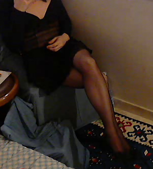 Rosa nudo o nero di nylon? (crossdresser) 
 #35011599