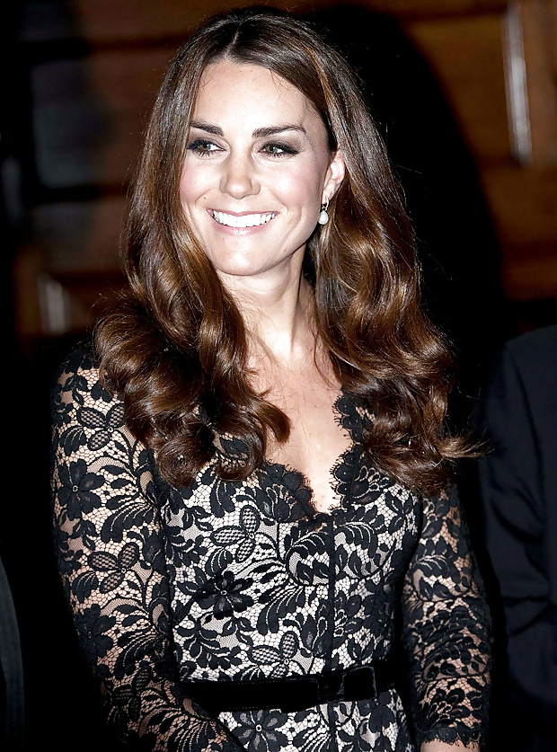 Kate Middleton fakes Duchess is a whore #31100104