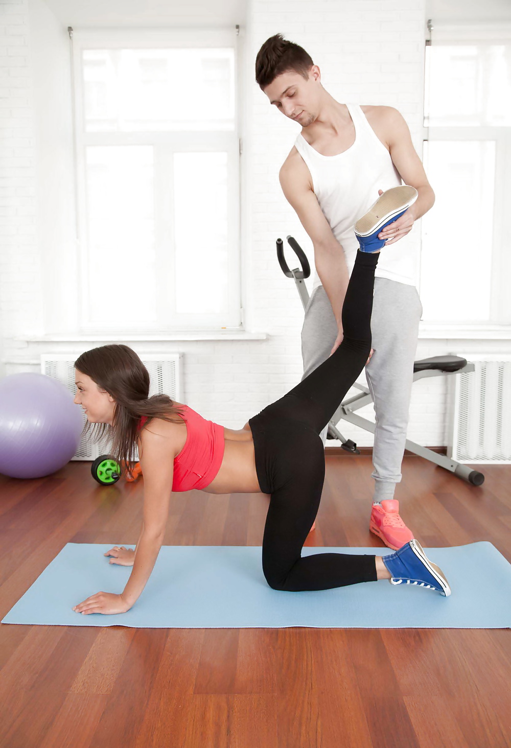 Jóvenes follando 422
 #30454412