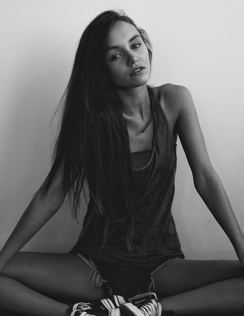 Chicks in Chucks - Part 9 #26958041