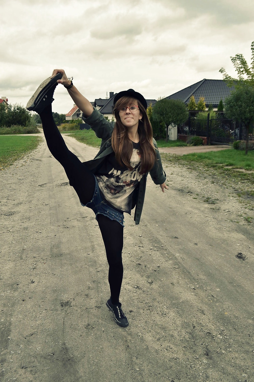 Chicks in Chucks - Part 9 #26958478