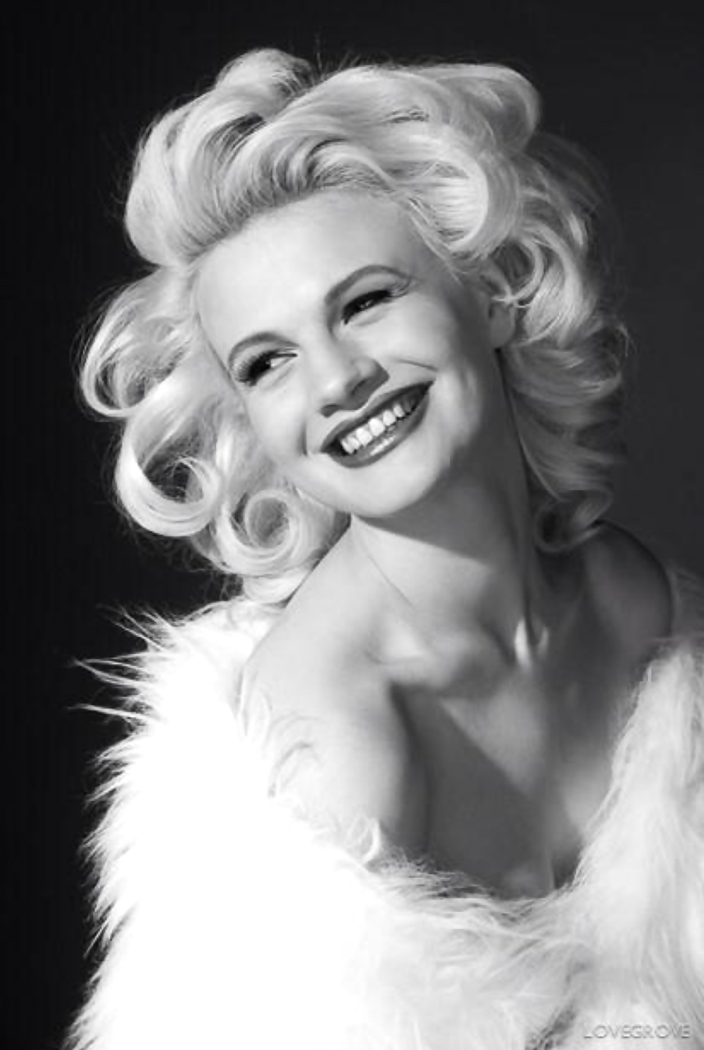 Chloe Jasmine Whichello #29565073