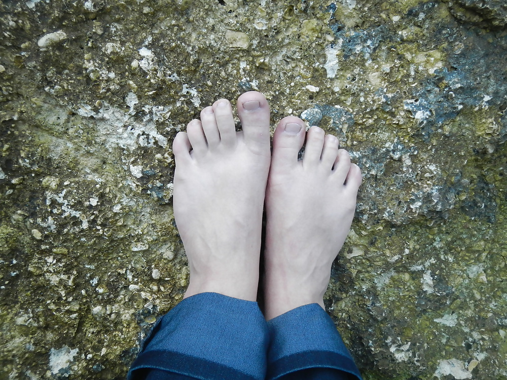 Mis pies 
 #28997058