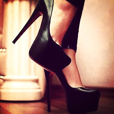 Heels and leather #26262302