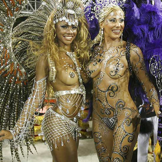 Rio De Janeiro Karneval Mädchen #25713654