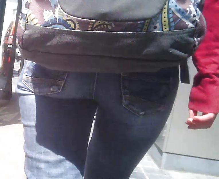 Nerd chick jeans ass
 #38007491