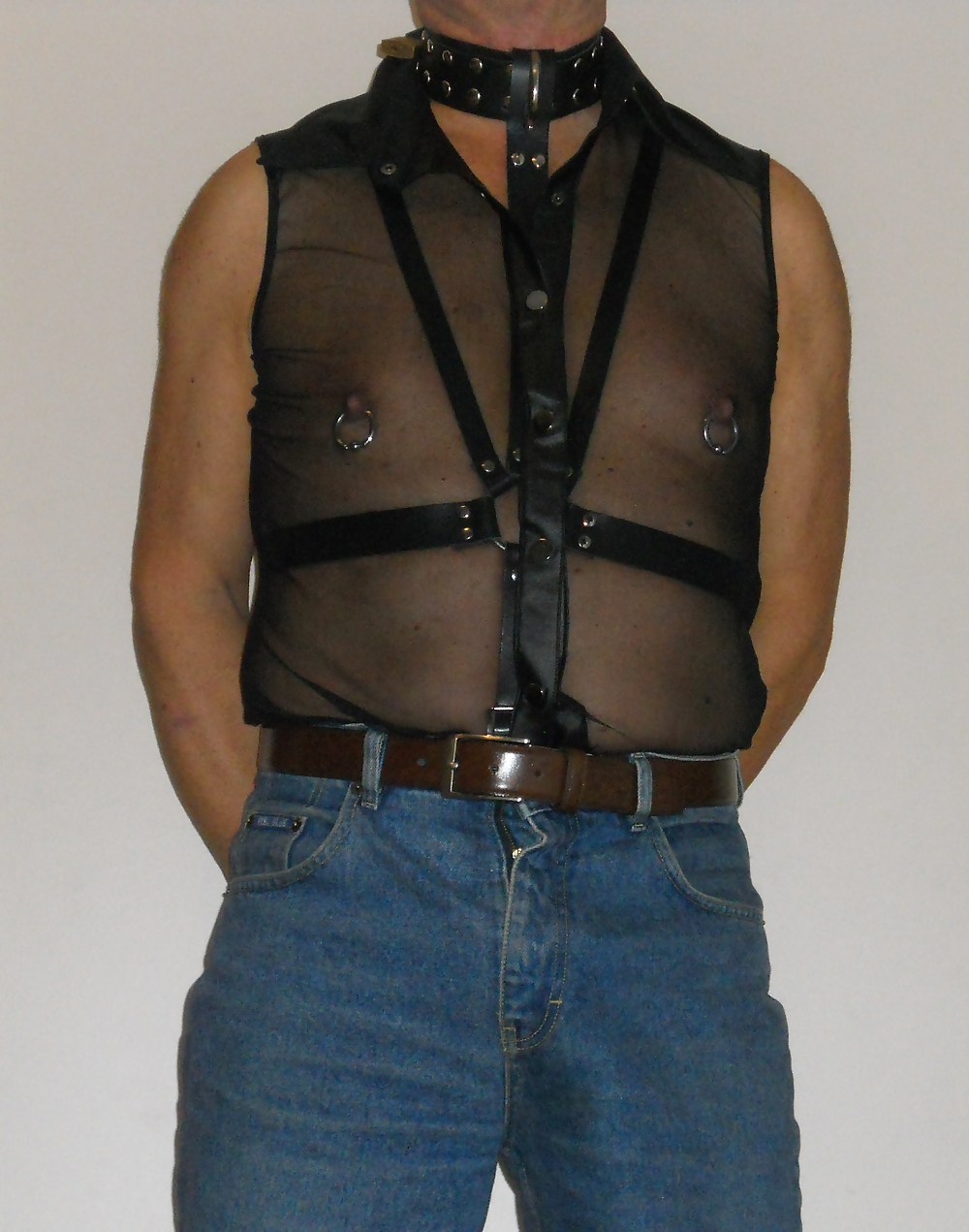 Boodschap halen in slaventunue.slave go shopping  #24657773