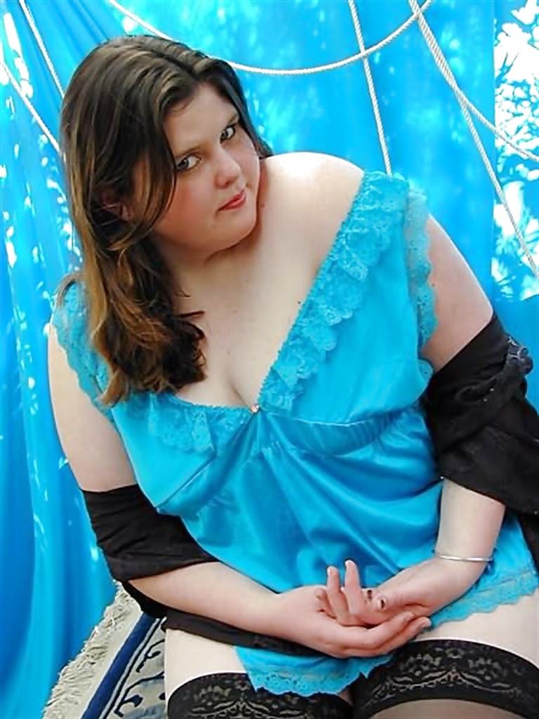 Magnifique Bbw! Brunette Avec Des Bas #39451061