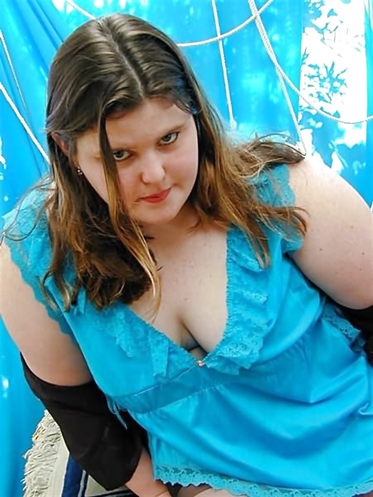 Magnifique Bbw! Brunette Avec Des Bas #39451073