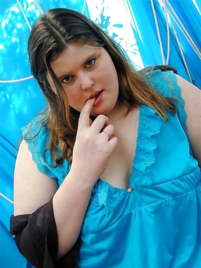 Magnifique Bbw! Brunette Avec Des Bas #39451082