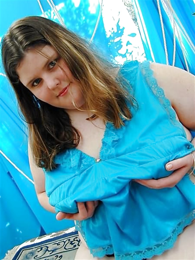 Magnifique Bbw! Brunette Avec Des Bas #39451098