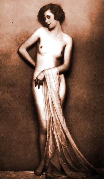 Retro Nude 1915 #32531111