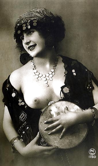 Retro Nude 1915 #32531314