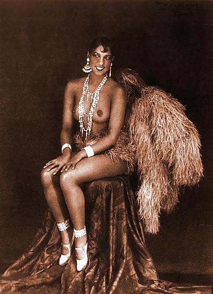 Retro Nude 1915 #32531414