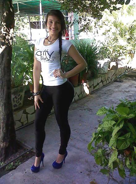 ブラジリアンガール
 #36863228