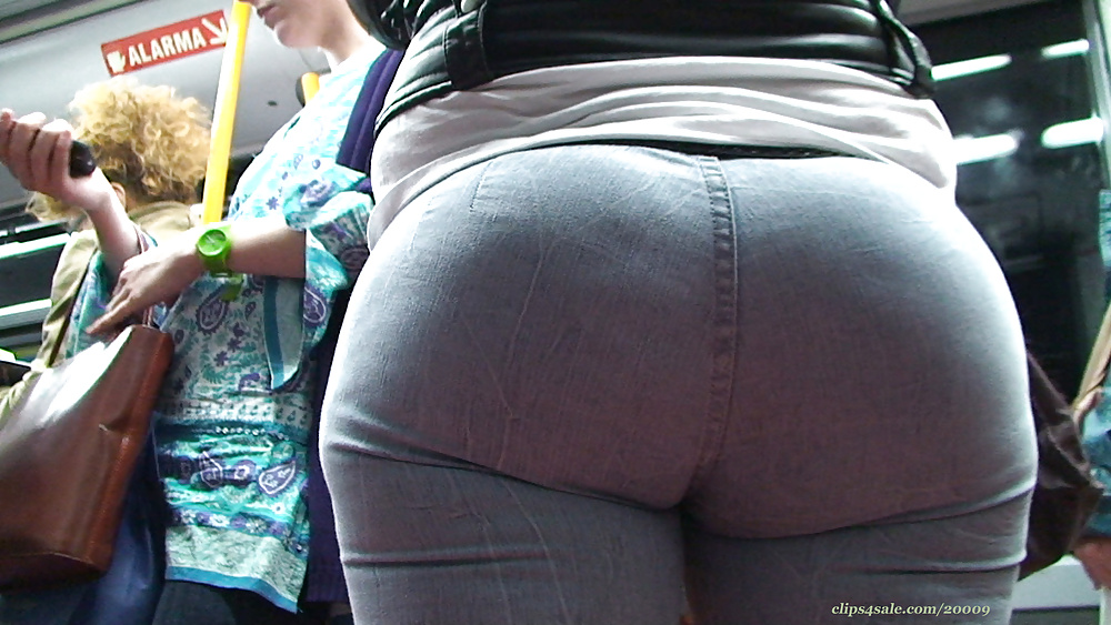 Some candid spanish booty in tight jeans #26807142