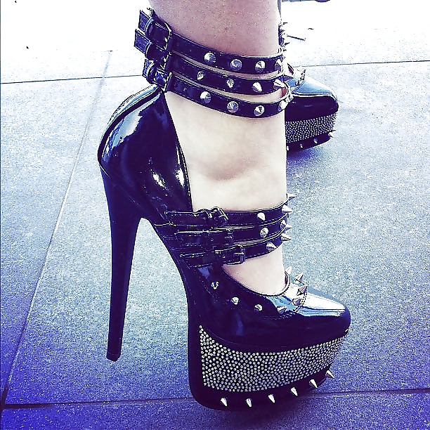 Love these shoes #29468943