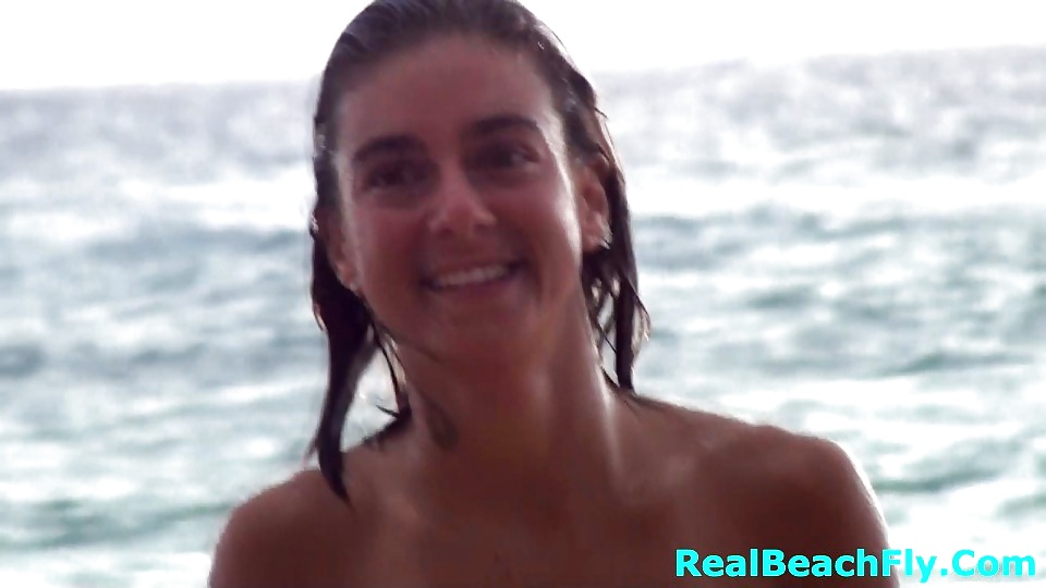 # 1 Realbeachfly.com Besten FKK-Strand FKK-Mädchen #33191297