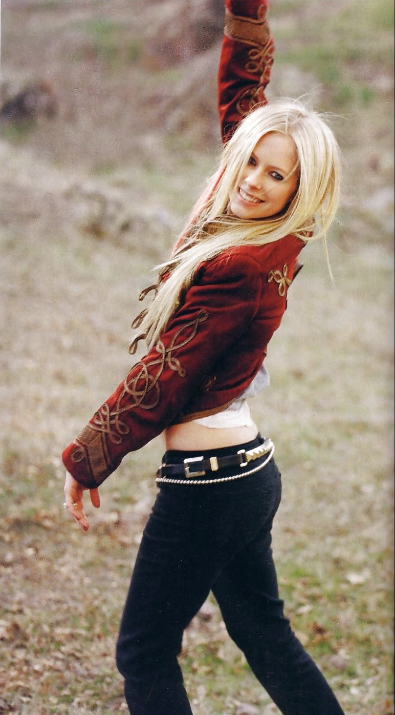 Avril Lavigne #36337496