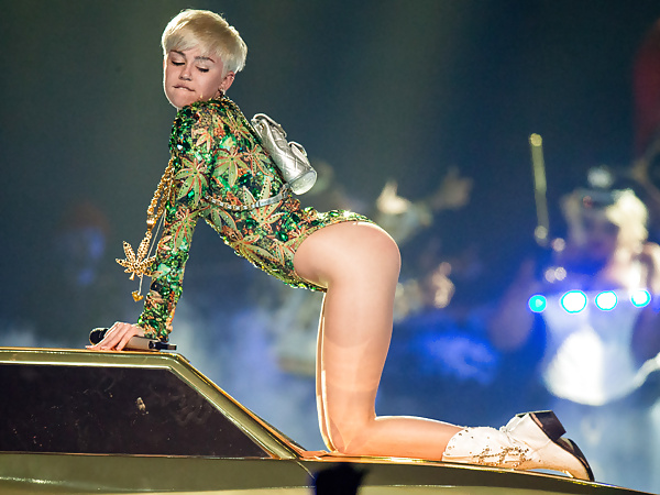 Bangerz Miley Cyrus #26708114