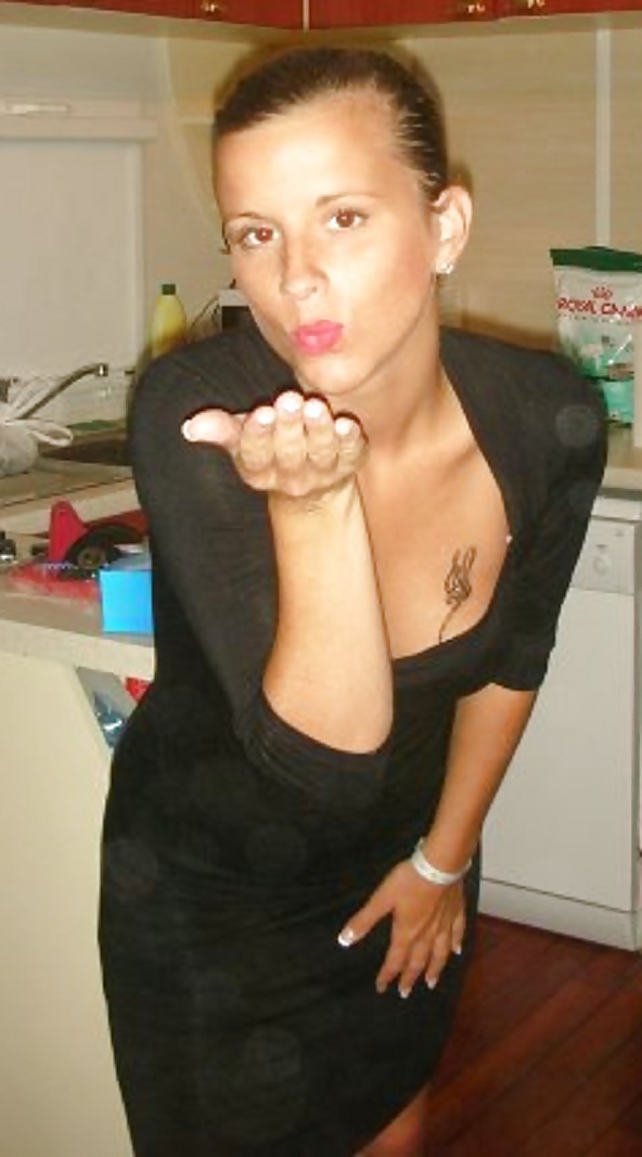 Amigos diferentes
 #40875903