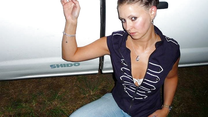 Amigos diferentes
 #40875937