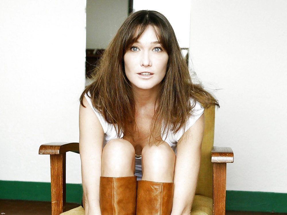 Carla bruni
 #36903920