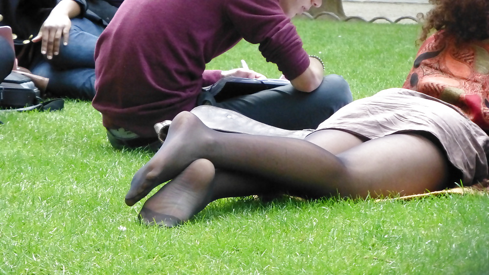Candid pantyhose feet in public park