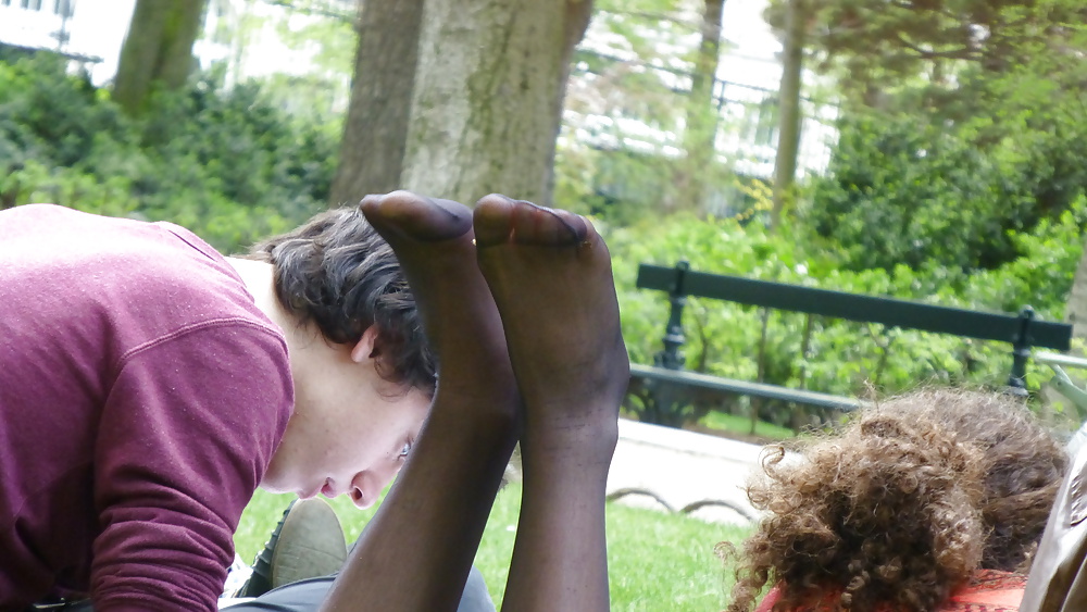 Candid pantyhose feet in public park #28907978