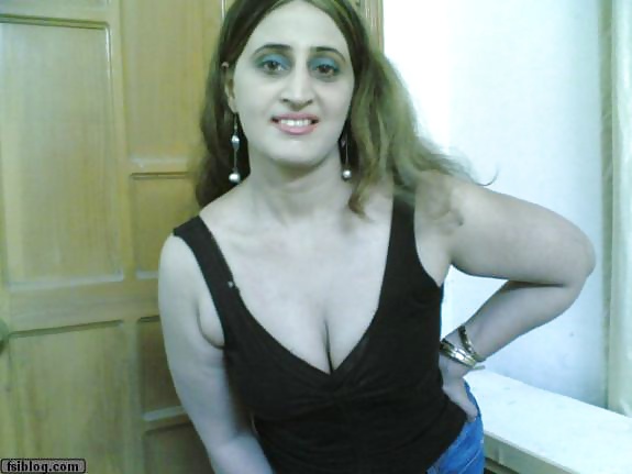 Paki Muslim aunty becomes Hindu maid and sex slave #34769681