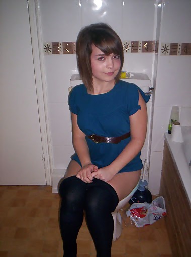 Girls On the Toilet #35340737