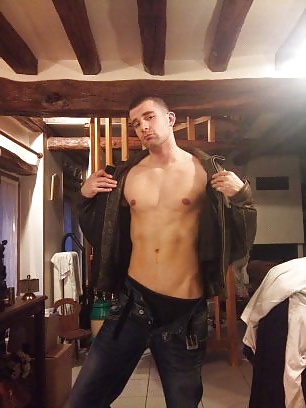 ¡Desnudarse!
 #28917104