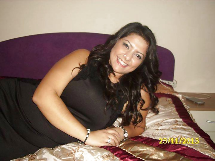 Turkish chubby with a cute face! How would you fuck her? #28932346