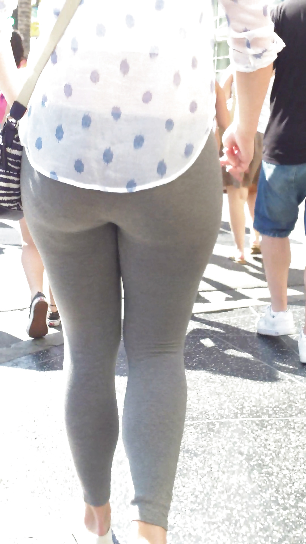 Teen ass & butt in sweatpants #37337320