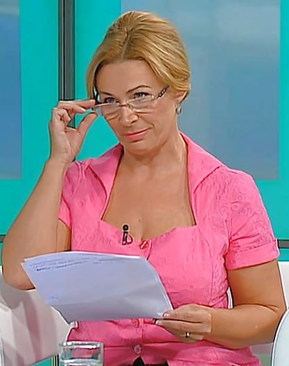 Milf de televisión croata
 #31424958