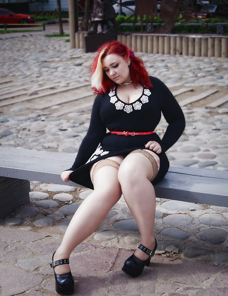 Full thighs in the mini 47 #28218532