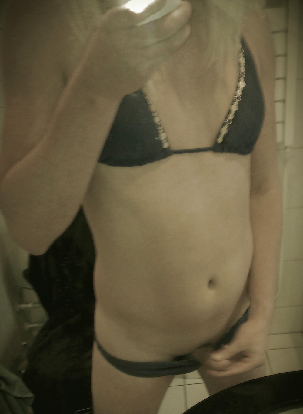 Kjshemale 2013
 #36085139